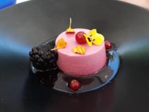 Panna cotta de coco y frutos rojos