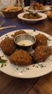 LAZEEZ BBQ Lebanese restaurant en Barcelona