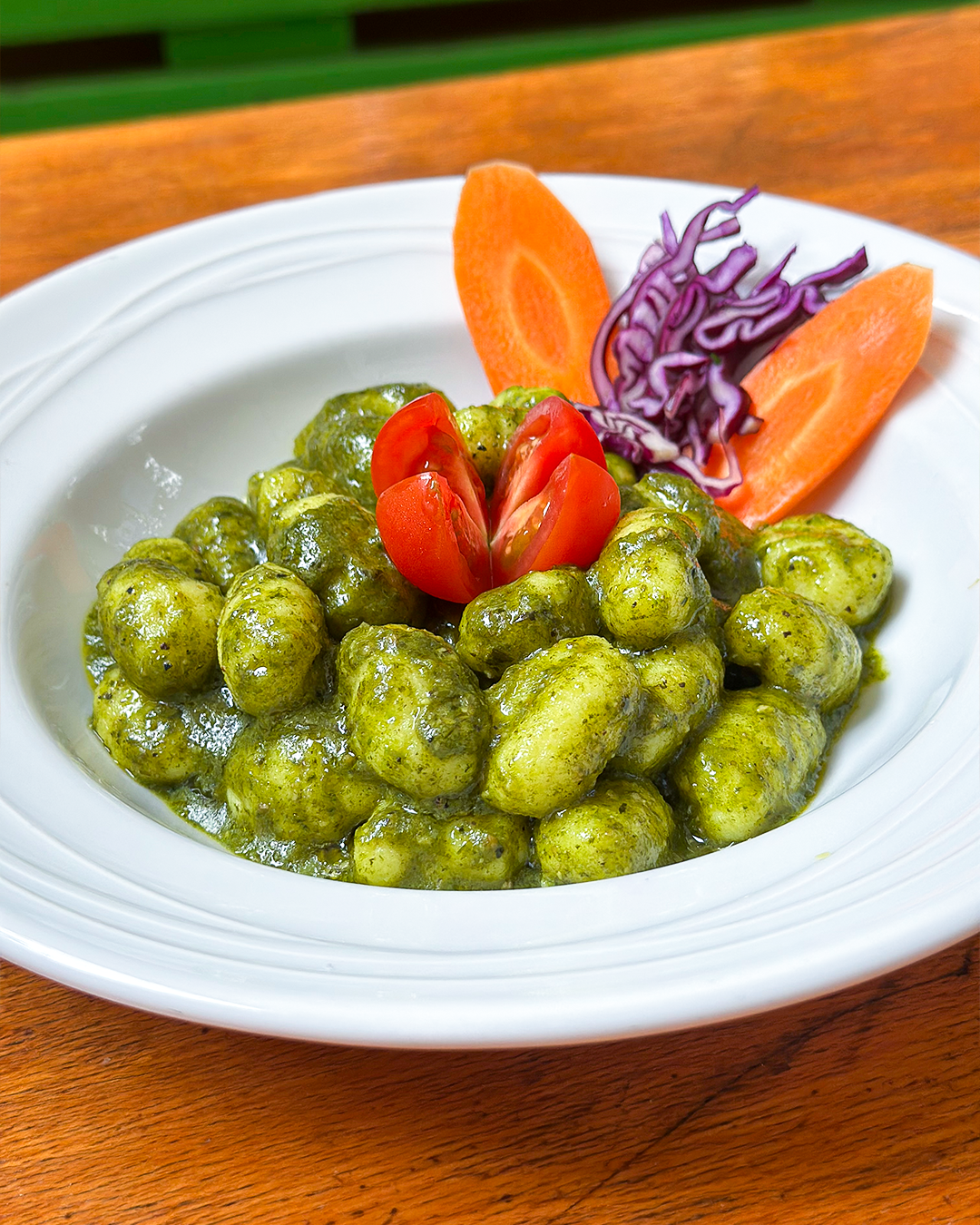 Gnocchi con Salsa Pesto Vegan