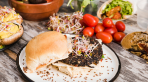 hamburguesa de arroz y frijoles