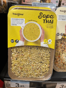 sopa thai vegana